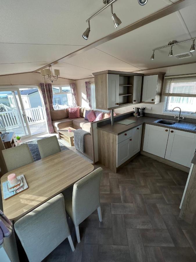 Anchors Rest - Family Caravan - Haven Lytchett Minster Экстерьер фото
