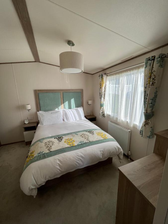 Anchors Rest - Family Caravan - Haven Lytchett Minster Экстерьер фото