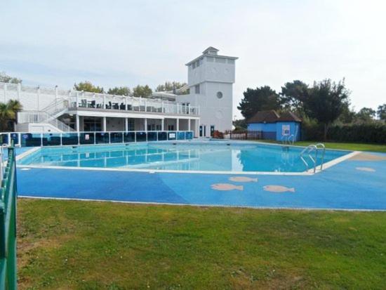 Anchors Rest - Family Caravan - Haven Lytchett Minster Экстерьер фото