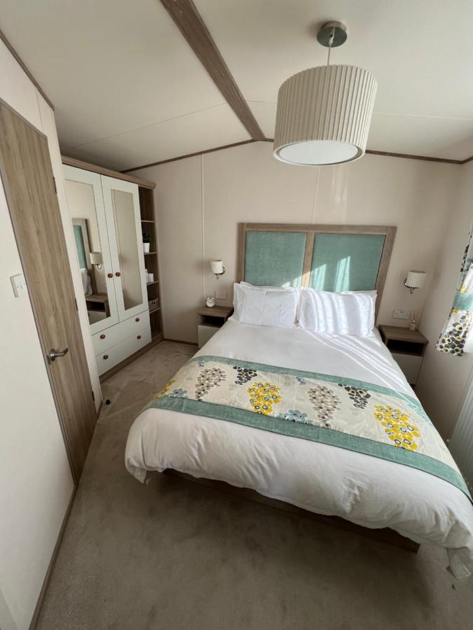 Anchors Rest - Family Caravan - Haven Lytchett Minster Экстерьер фото